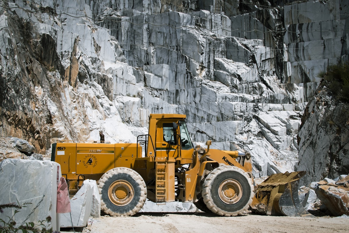 a yellow construction vehicle